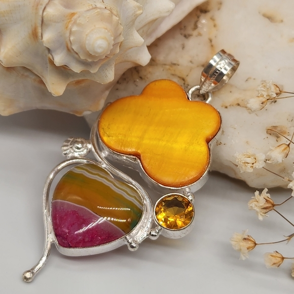 Natural Mother Of Pearl/Citrine Stone Silver 925 Pendant - Picture 1 of 5
